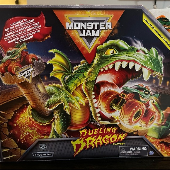 Monster Jam, Dueling Dragon Playset with Exclusive Dragon Monster Truck - Picture 3 of 7